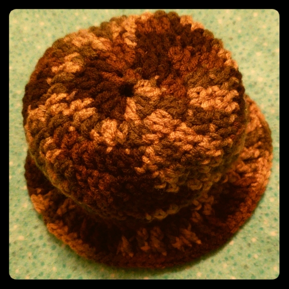 Baby Camo Hat Premie? - Picture 3 of 5